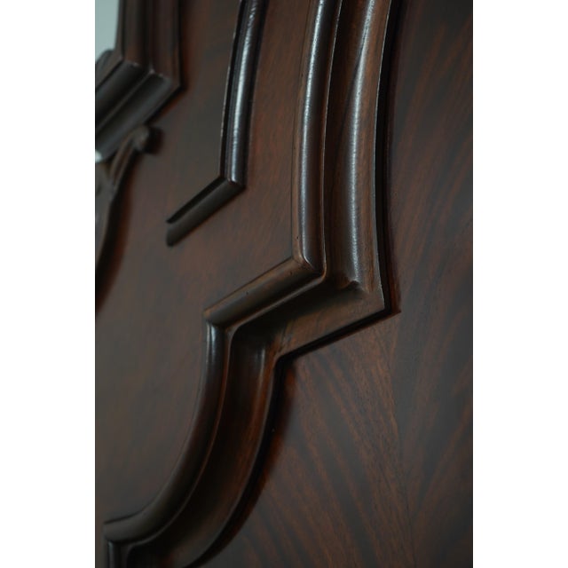 Henredon Queen Size Victorian Mahogany Bed For Sale - Image 13 of 17