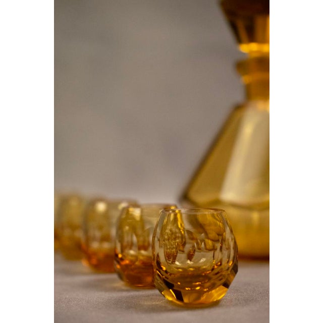 Art Deco Carafe and Liqueur Glasses in Frosted Orange Faceted Glass by Rudolf Eschler for Moser Karlsbad, 1940s, Set of 6 For Sale - Image 9 of 18
