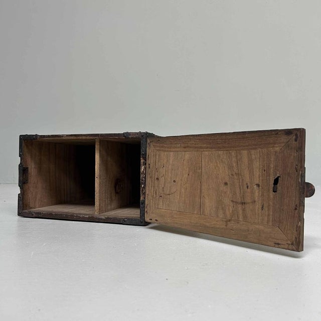 Boho Chic Small Late Edo Period Kodansu (小 箪笥) Storage Cabinet, Japan, 1890s For Sale - Image 3 of 14