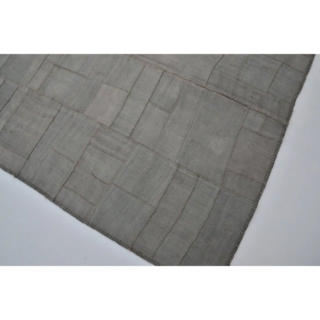 Vintage Oushak Grey Hemp Rug For Sale In Phoenix - Image 6 of 10
