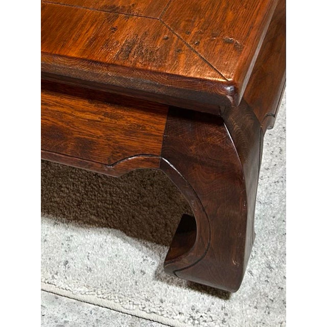 Transitional Ming Leg Mahogany Cocktail Table For Sale - Image 3 of 3