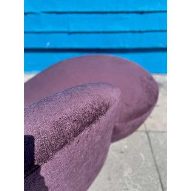 Textile 1970s Kagan Style Purple Serpentine Sofa For Sale - Image 7 of 10