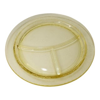 1930s Hazel Atlas Florentine 2 Yellow Glass Grill Plate For Sale