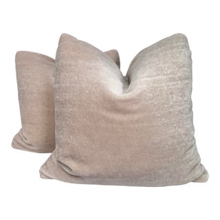 Holly Hunt "Fuzzy Wuzzy" Mohair in Beaches 22" Pillows-a Pair For Sale
