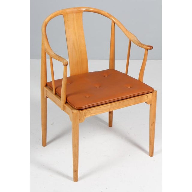 Vintage Chinese Chair by Hans J. Wegner for Fritz Hansen For Sale - Image 3 of 8