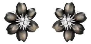 Late 20th Century Pair of VCA Rose de Noel Earrings
