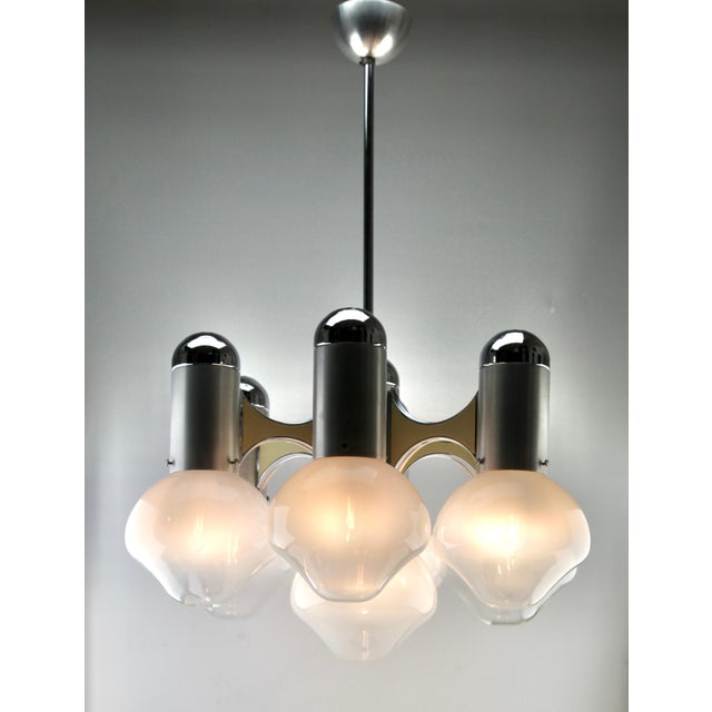 Chrome and Opaline Glass Globes Chandelier from Sciolari For Sale - Image 3 of 17