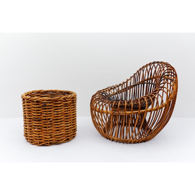 Brown Mid-Century Modern Rattan Basket, Italy, 1960s For Sale - Image 8 of 10