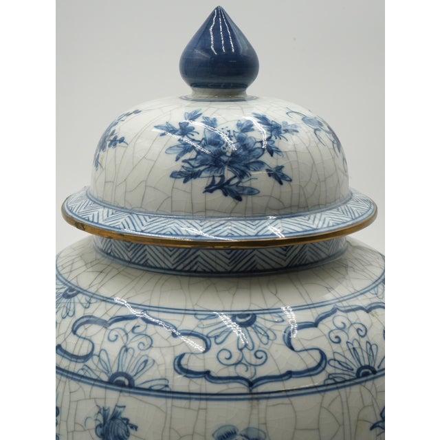 Chinese 1980s Maitland Smith Blue & White Chinese Style Porcelain Jar For Sale - Image 3 of 12