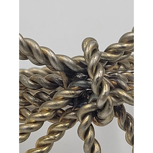 Gold Late 20th Century Hollywood Regency Gold-Tone Metal Rope Bow Napkin Rings - Set of 8 For Sale - Image 8 of 12