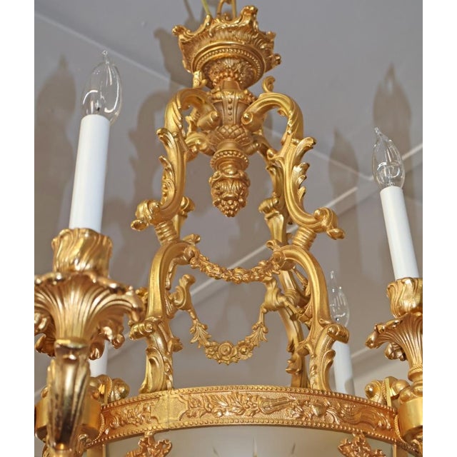 Bronze 1990s Italian Fbai Gold Gilt Bronze & Crystal 12 Light Louis XV Style Chandelier For Sale - Image 8 of 12