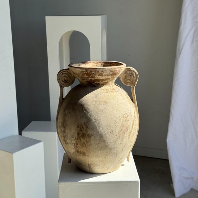 1960s Large Cream-Colored Terracotta Vase with Double Spiral Handles, 1960s For Sale - Image 5 of 11