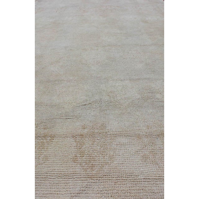 Midcentury Rug From Turkey With Modern Tulu Design 3'4 X 7'1 For Sale - Image 4 of 9