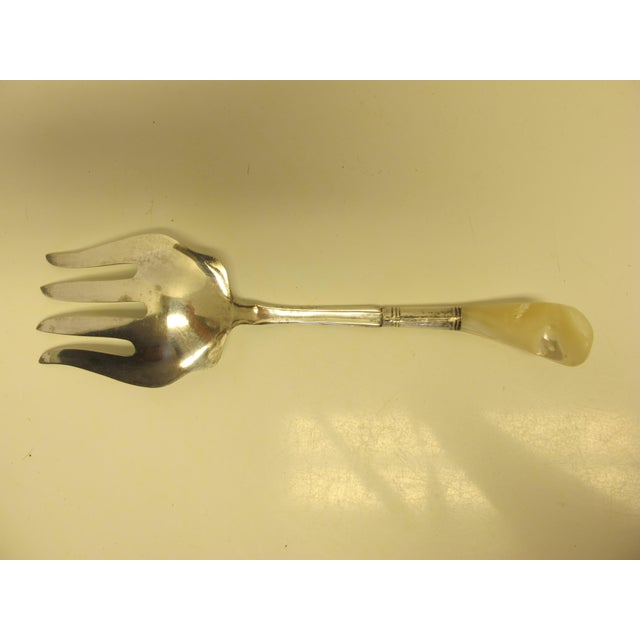 Early 20th Century Sterling Silver Serving Fork With Mother of Pearl Handle For Sale In Cincinnati - Image 6 of 8
