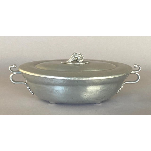 1920s Fine Art Deco Aluminum Hand-Wrought Vegetable Dish by Cellini-Craft For Sale In San Francisco - Image 6 of 8