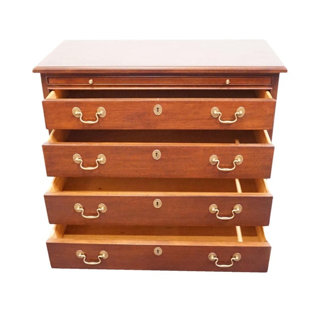 White of Mebane Sold Mahogany Traditional Style 32" Chairside Chest / Nightstand W. Pull Out Tray 505-62 For Sale In Kansas City - Image 6 of 14