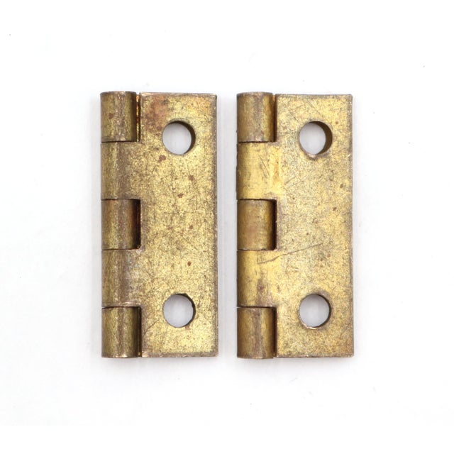 Traditional Pair of Vintage 0.687 X 0.937 In. Brass Cabinet Hinges For Sale - Image 3 of 4