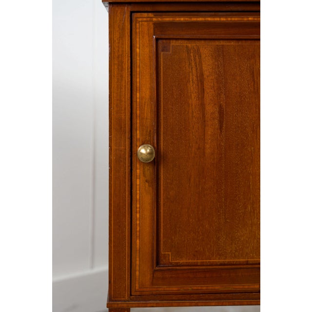 Wood Pair of English Mahogany Bedside Cupboards (C. 1920) For Sale - Image 7 of 14