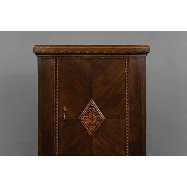 Brown Art Nouveau Linen Cupboard in Oak, Early 20th Century For Sale - Image 8 of 18