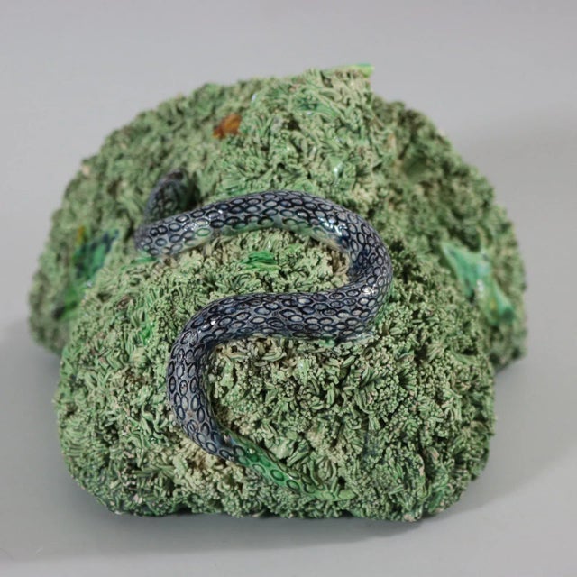 19th Century Portuguese Palissy Majolica Snake & Bird Wall Pocket For Sale - Image 11 of 12