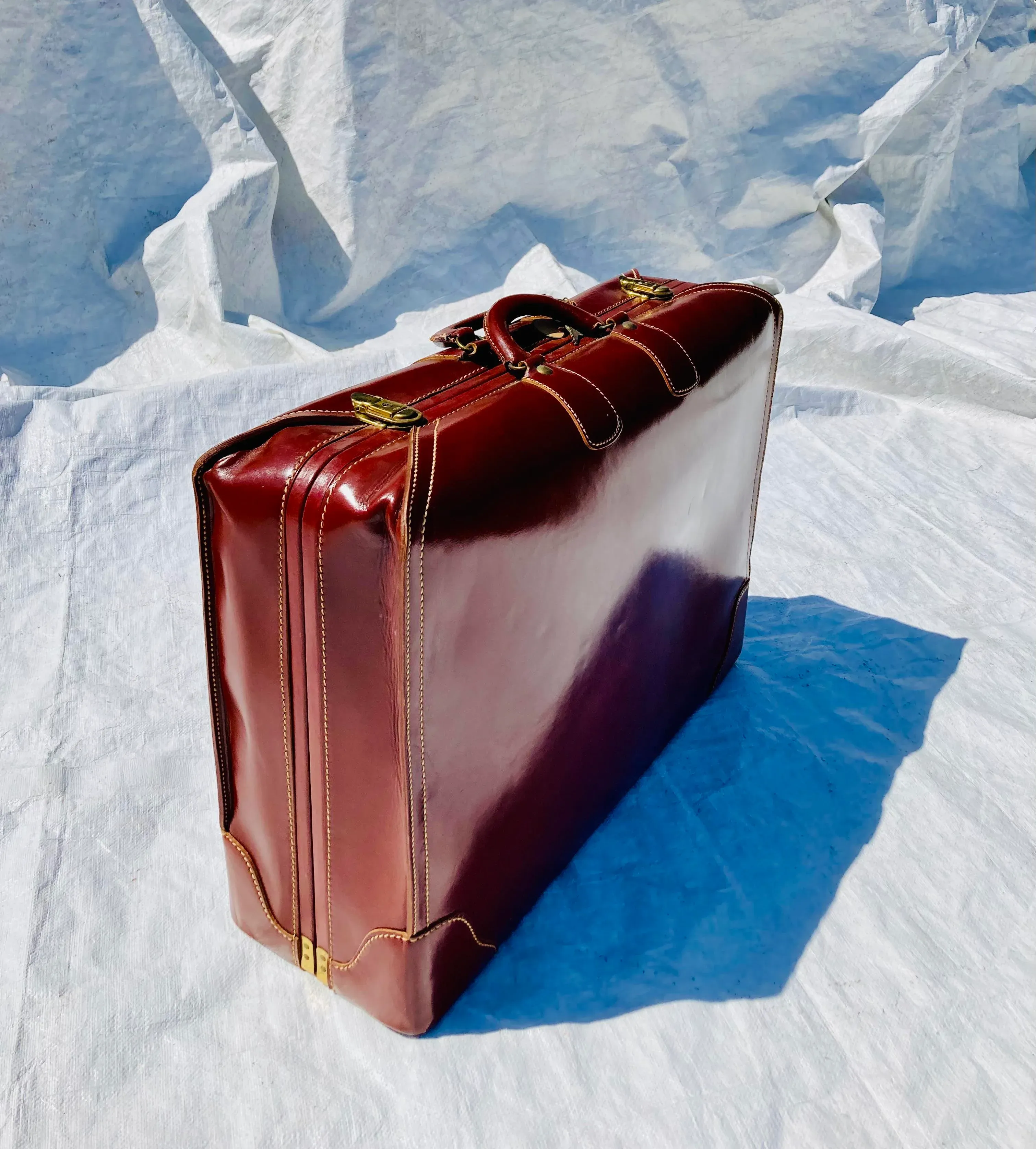 1960's Vintage Midcentury Burgundy Leather Suit Carrier Suitcase W