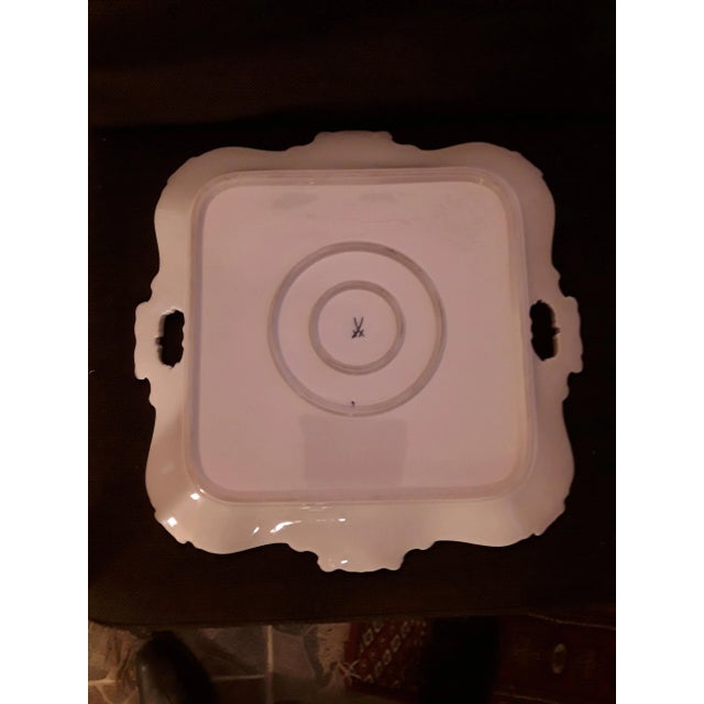 Ceramic Large Mid-Century Blue and White Porcelain Plate from Meissen For Sale - Image 7 of 9