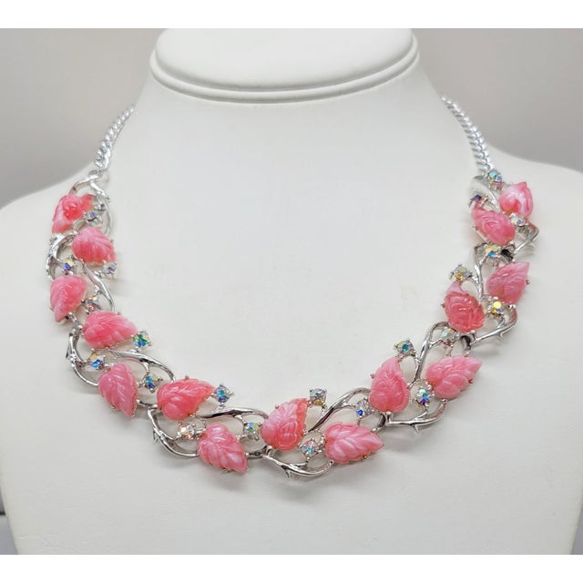 Vintage 1950s Rhodium Plated Pink Tutti Frutti Leaf Necklace For Sale In Philadelphia - Image 6 of 8