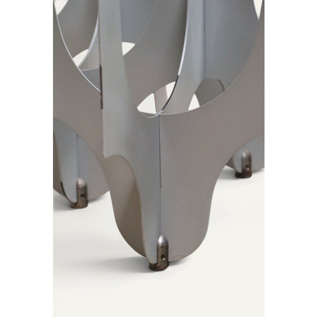 Minimalist Sculptural Coffee Table in Metal and Glass, 1980s For Sale - Image 13 of 18