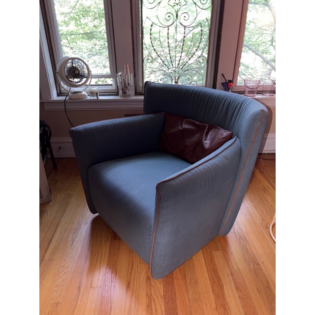 The Gamma Arredamenti Tulip Swivel Chair For Sale In Chicago - Image 6 of 12