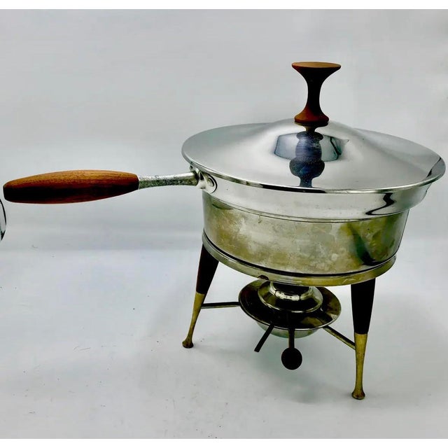 Ernest Sohn 1960s Mid-Century Modern Ernest Sohn Attributed Atomic Age Stainless Steel & Teak Chafing Dish For Sale - Image 4 of 5