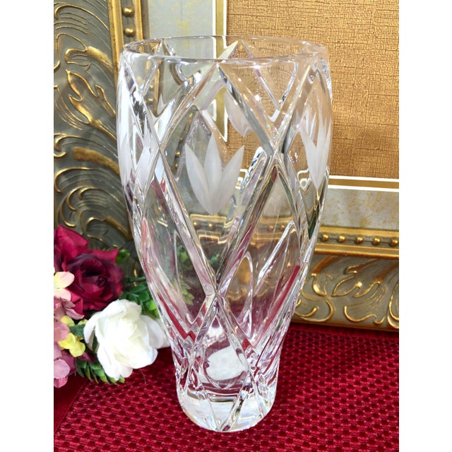 Lenox Savannah Giftware Flower Vase Cut Crystal Frosted Flowers Chairish