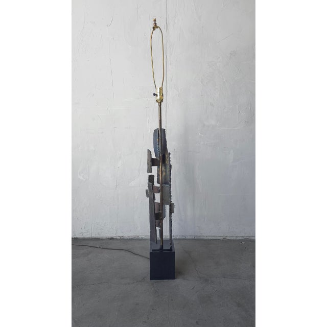 1960s Sculptural Brutalist Bronze Table Lamp by Richard Barr for Laurel For Sale - Image 5 of 12
