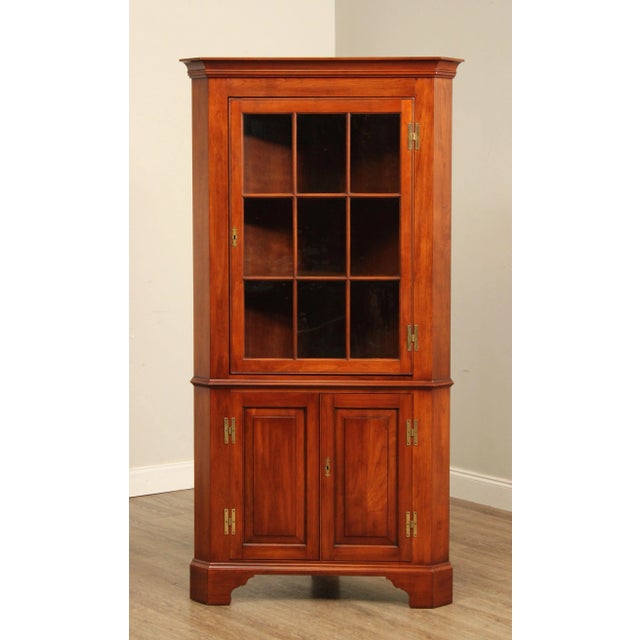 1980s Henkel Harris Georgian Style Cherry Corner Cabinet For Sale - Image 10 of 13