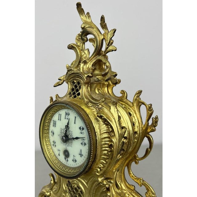 French Ornate Brass Mantel Clock with Key For Sale - Image 12 of 16