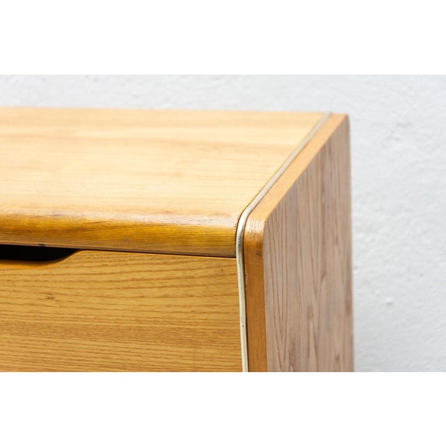 Midcentury Czechoslovakian Beechwood Dresser by Bohumil Landsman, 1960s For Sale - Image 12 of 18