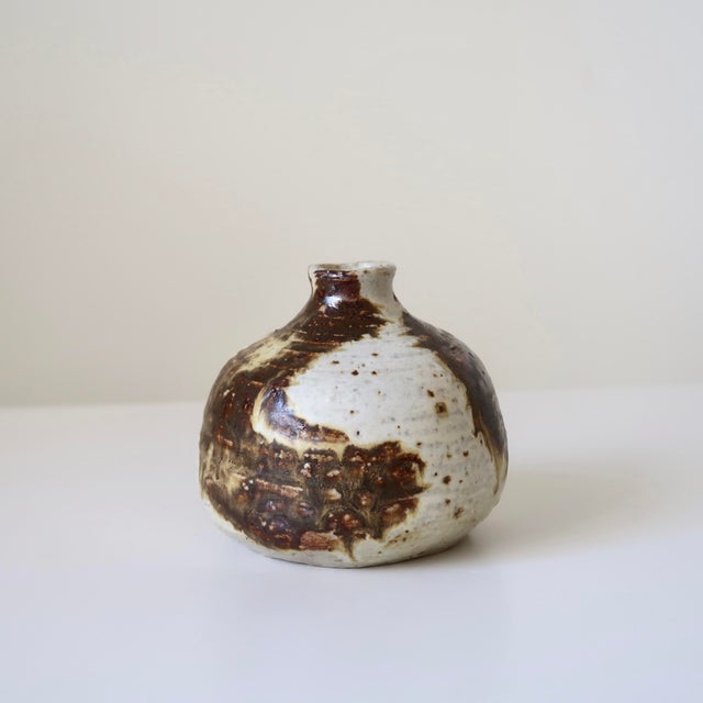 Wabi Sabi Studio Pottery Sculptural Rounded Bud Vase With Strokes of Mottled Brown & Ivory Drip Glaze For Sale In Tulsa - Image 6 of 16