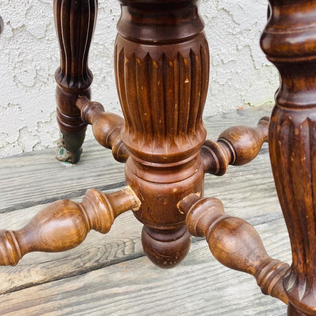 Early 1900s Adjustable Oak Piano Stool With Glass Ball Claw Feet For Sale - Image 9 of 12