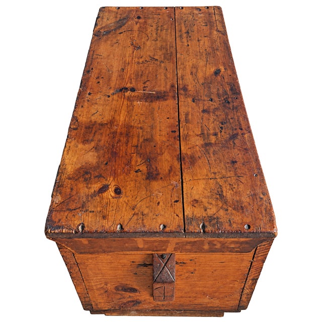 Primitive 1800’s Carpenter’s Tool Chest For Sale In Los Angeles - Image 6 of 7