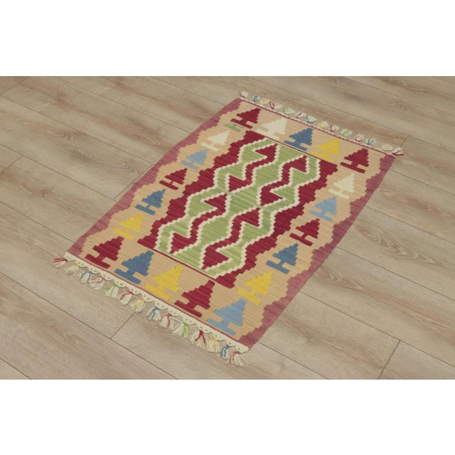 Size: 2 x 2.8 ft ( 61 x 86 cm) 24 x 34 inches Color: Organic Natural Dye (Red, Cream, Beige, Blue) Material: 100% Hand...