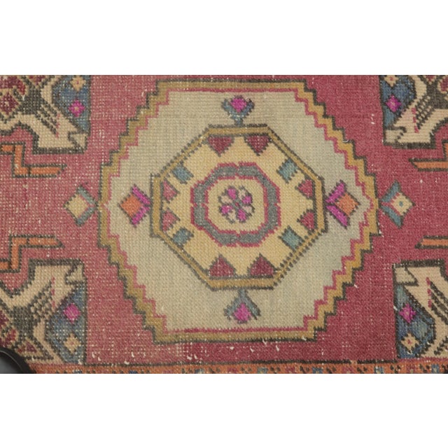 Textile 1970s Turkish Geometric Wool Oushak Rug For Sale - Image 7 of 10