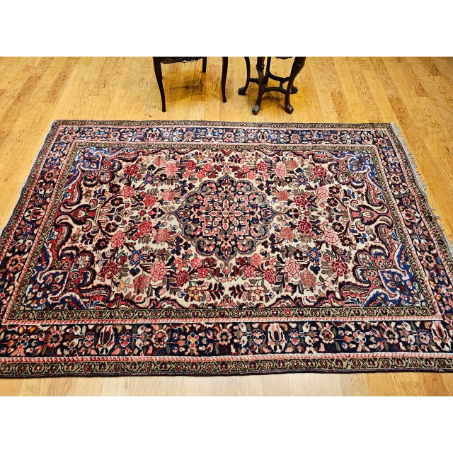 Vintage Malayer Rug, Hand-Knotted Wool, Floral Pattern, 5x7, Ivory & Navy For Sale - Image 10 of 18