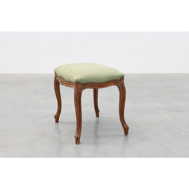 French Louis XV Stool with Carved Floral Apron and Original Damask Upholstery, 1890s For Sale - Image 6 of 11