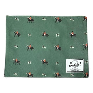 Herschel Supply Co. Large Green Hunt / Fox Hunt Travel Bag / Pouch / Sleeve For Sale
