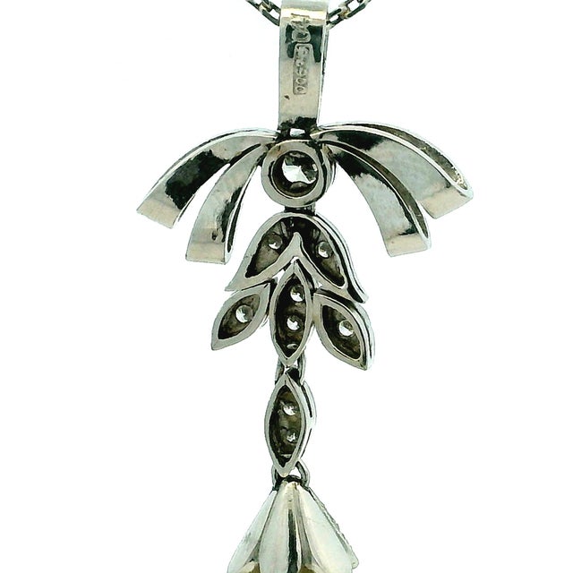 1980s Vintage Platinum Diamond and 18mm Baroque Pearl Drop Necklace For Sale - Image 5 of 11