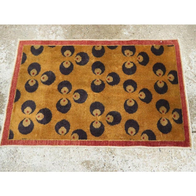 Galerie Shabab Collection Mid-20th Century Turkish Art Deco Throw Rug For Sale - Image 4 of 7