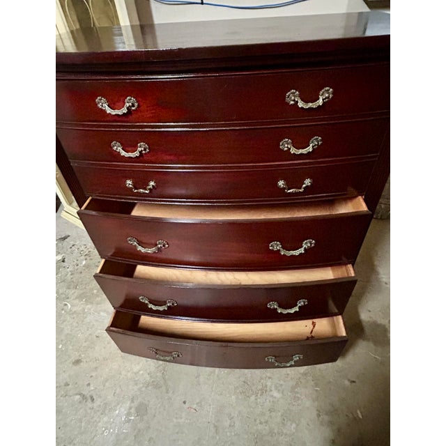 Mid 20th Century Dixie Furniture Federal Style Mahogany Chest of Drawers For Sale - Image 10 of 12