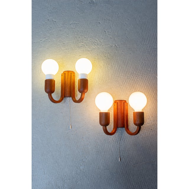 Mid-Century Danish Teak Wall Light from Domus, 1960s For Sale - Image 16 of 16