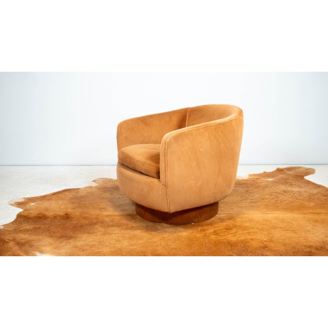 1970s 1970s Milo Baughman for Thayer Coggin Attr. Swivel and Tilt Chair, Unmarked For Sale - Image 5 of 14