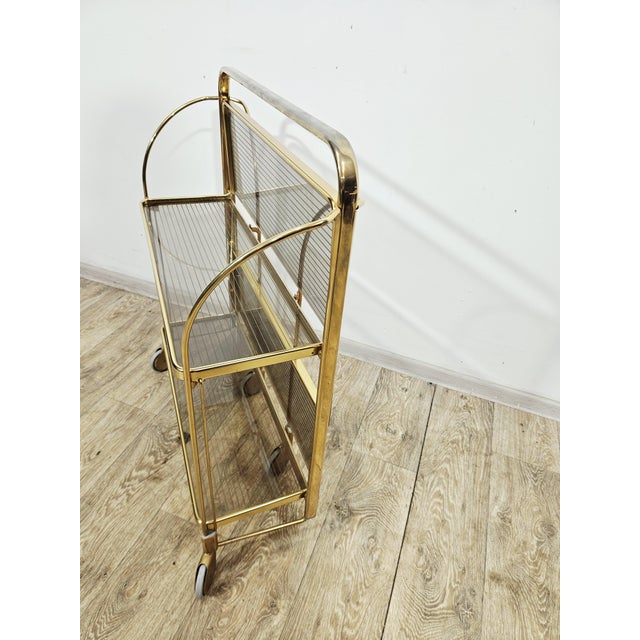 Mid-Century Modern Folding Bar Cart in Brass and Ribbed Acrylic Glass, 1960s For Sale - Image 15 of 18