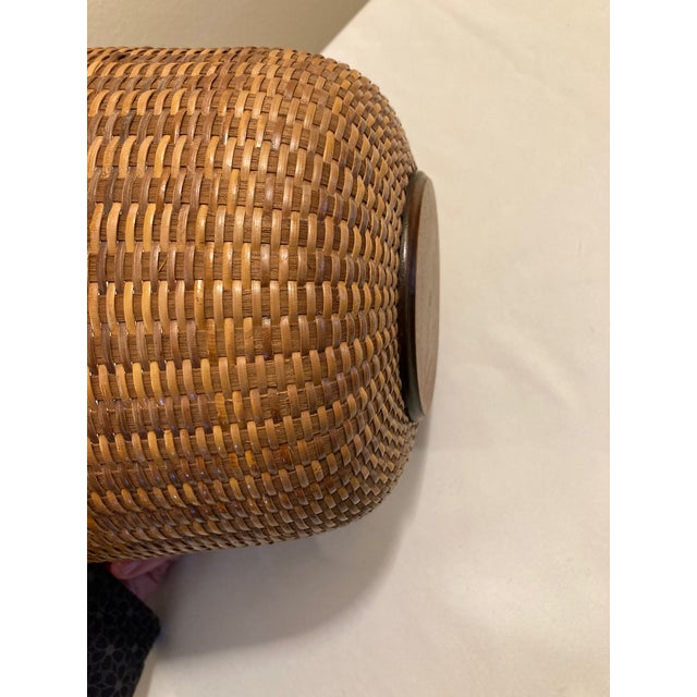 Brown Vintage Nantucket Lighthouse Basket (Signed) For Sale - Image 8 of 13